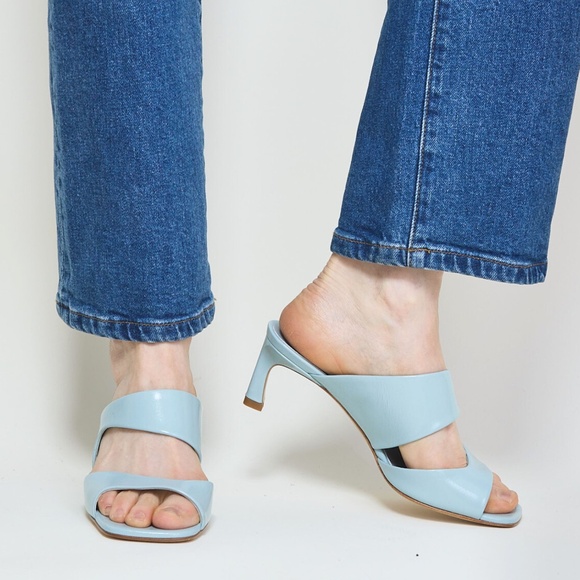 Halmanera Tami Heel - Picture 4 of 5